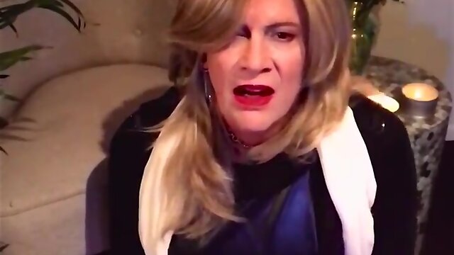 Dakota: private parts..