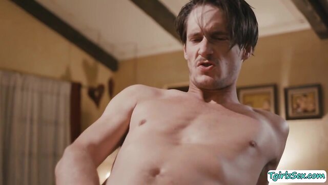 Tbabe masseuse ass fucks her guy client