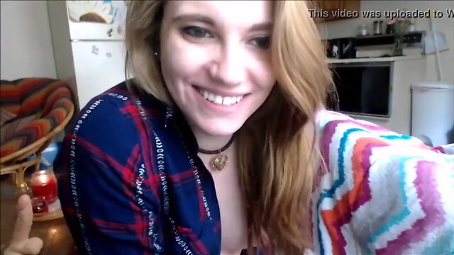 Sultry young she-male amateurish tease