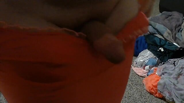 Ladyboy web cam slave models bulge under dress sexy pix profile