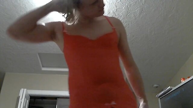 Ladyboy web cam slave models bulge under dress sexy pix profile