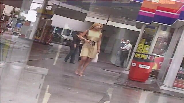 Shemale thaissa fucking her boyfriend with her massive pecker - condomless