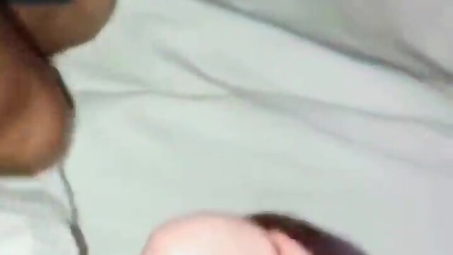 Pattyzinha maltratando outro rabinho