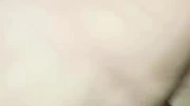 Pattyzinha maltratando outro rabinho