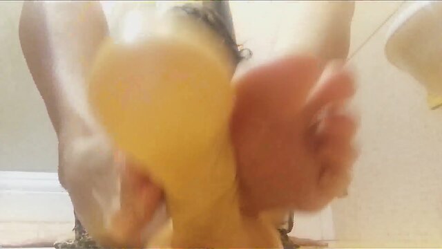 Hermafrodite trans or just a nasty game