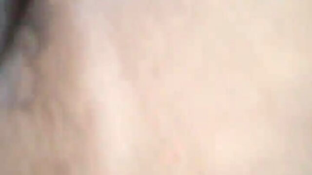 Làm liều chịt bạn cùng phòng