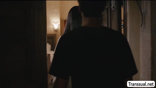 Transsexual jessica bangs her customers asshole