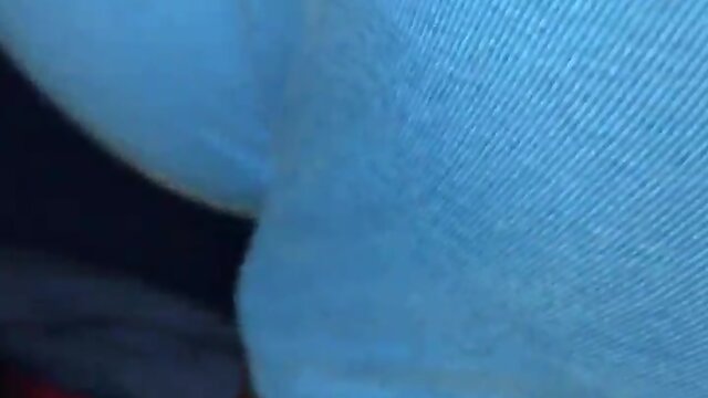 Sleeping pussy wake up for penis