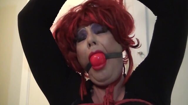 Sissyslave dizzy miss sizzy t.