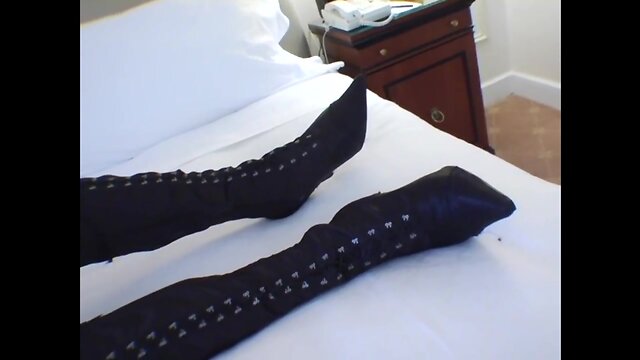 Tgirl aneika se masturbando parte 02