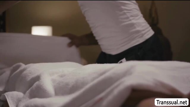 Tv eva let masseuse enjoys fucking her booty