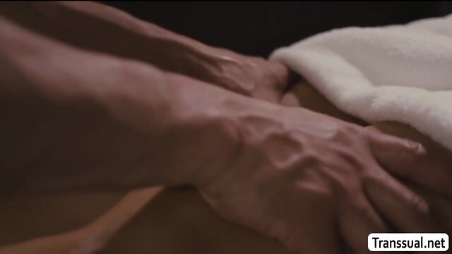 Tv eva let masseuse enjoys fucking her booty