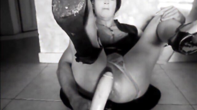 Taniax trap with white massive sextoy