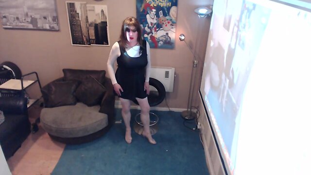Sensual Sashaying: A Crossdresser`s Embrace of Femininity