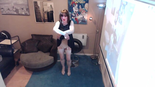 Sensual Sashaying: A Crossdresser`s Embrace of Femininity