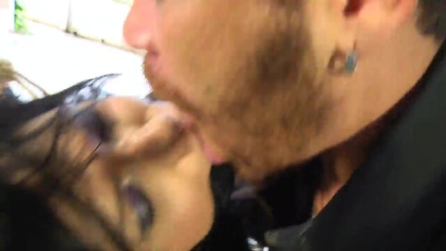 Marina almeida used and a.