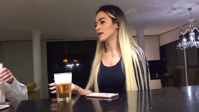 Wild & Safada Trans Pornstar Experience - Blonde Teen, Big Tits, Anal, Blowjob, Gulosa & Exibicionismo