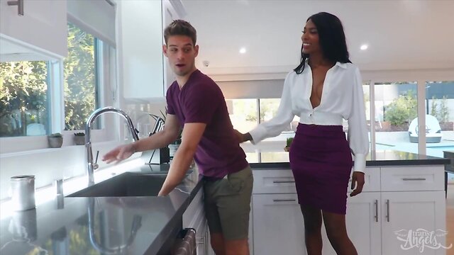 Sexy shemale (natassia dreams) had a 3some with (michael delray, mason lear)