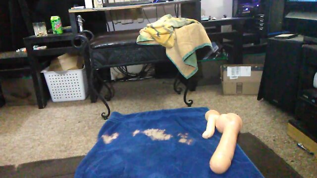 Ts jessica raven rides big sextoy