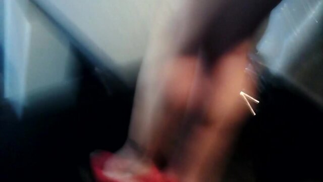 Redshoes and Sultry Moves: A Shamele Tease