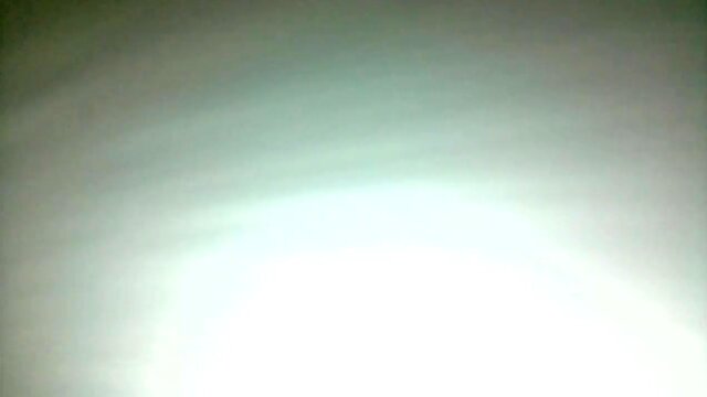 Redshoes and Sultry Moves: A Shamele Tease