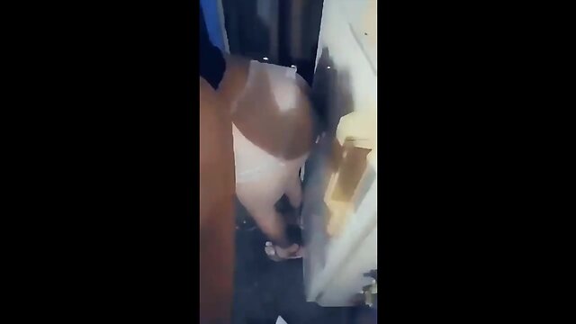 Sextoy penetracion travesti anal culito rico