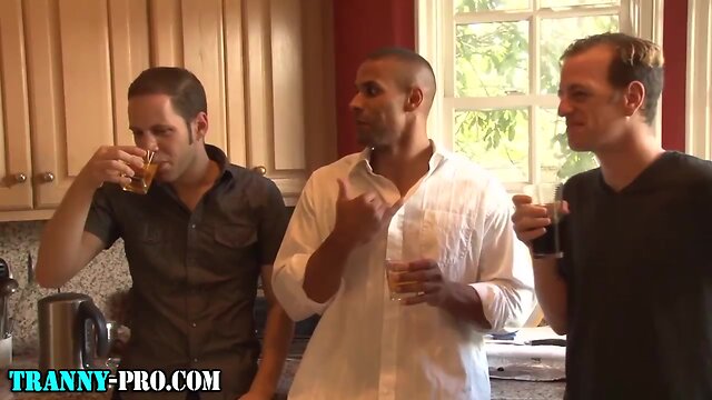 She-Male hooker bukkaked