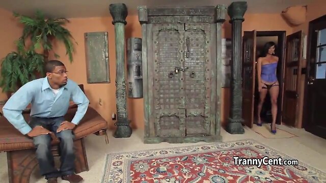 Ebony dude cumes with tv beauty