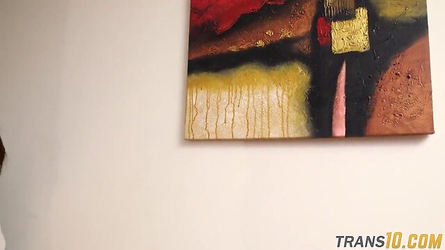 Solo ladyboy amateurish tugging until she goes up