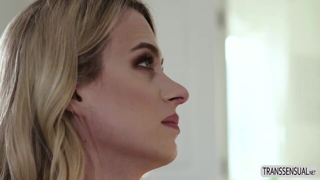 Massive butt tranny nikki vicious gets anal hammered by her stepson