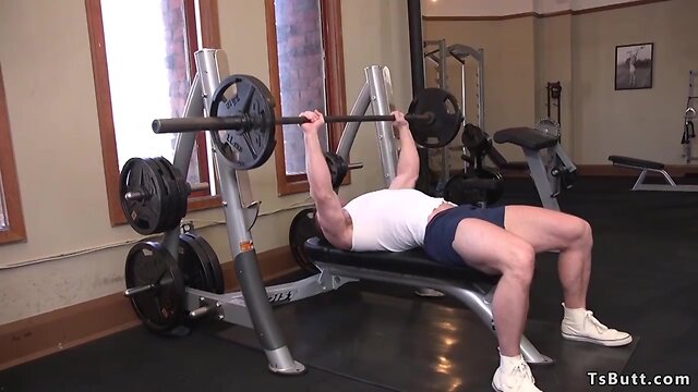 Curved ebony ts anal fucks guy