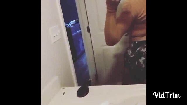 She-Male twerking collection 2