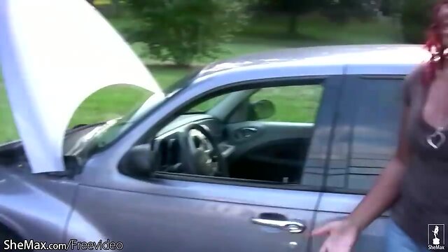 Redhead in the Great Outdoors: Solo Reality Cumshot Thrill