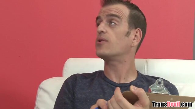 Cute face she-male kylie maria