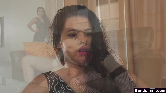 Guy caught being sucked by she-male kira crush