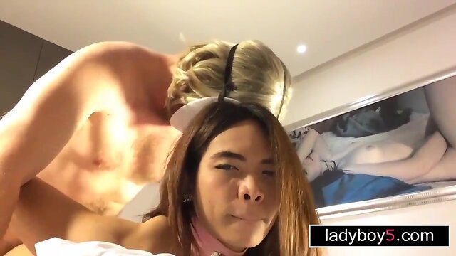 Skinny transvestites in mutual porn debut trio bang