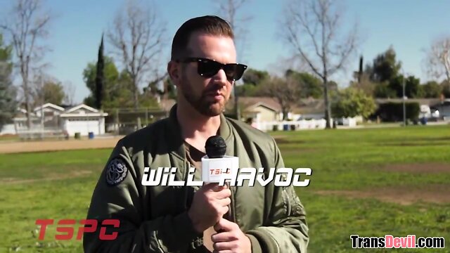 Athletic transbabe korra del rio