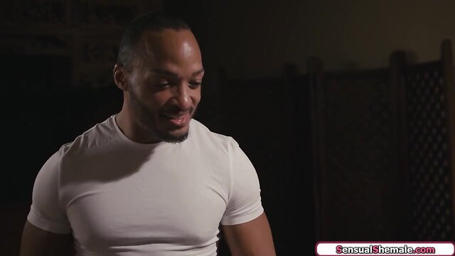 Transvestite eva maxim anal pounded by masseur