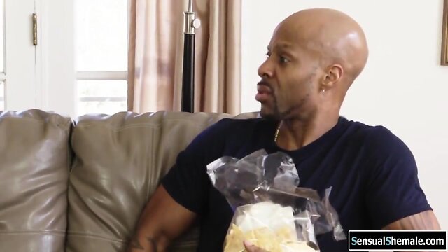 Soldier penetrates transvestite caseys round booty