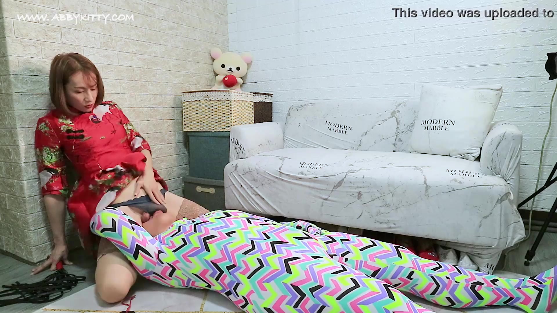 Ab017 beauty she-male dominate guy and cum