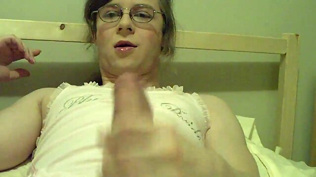 SweetKatou: Young TGirl`s Canadian Quebec Porn Debut!