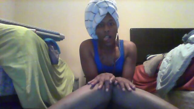 Crystyl diamond cardi b