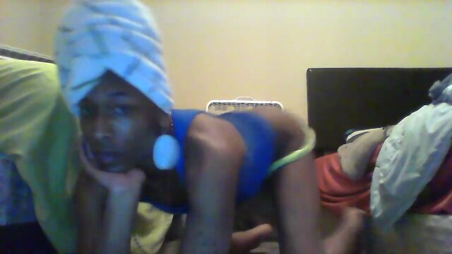 Crystyl diamond cardi b