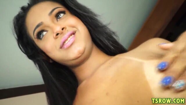 Tranny kelly costa condomless action