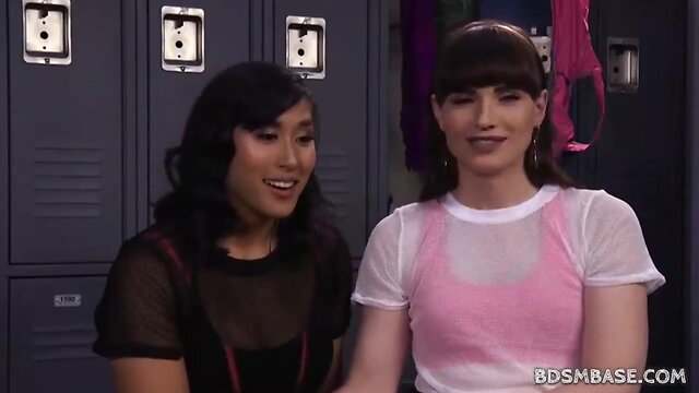 Tranny natalie mars fucks oriental mia li