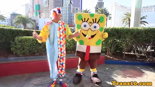 Clowning Around: An Amateur Anal Closeup Video