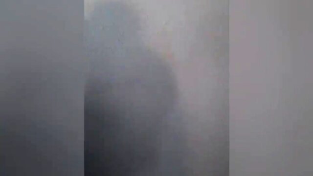 Twerking so fast . shaking this butt .fastest booty ever