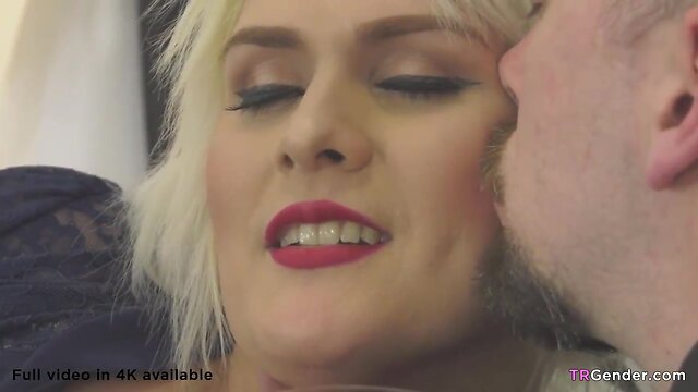 Blond hottie isabella sorrenti can't wait to get butt pounded