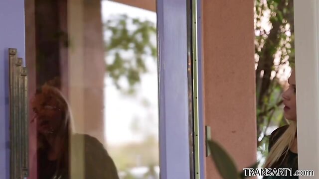 Venus lux fucks sarah vandella