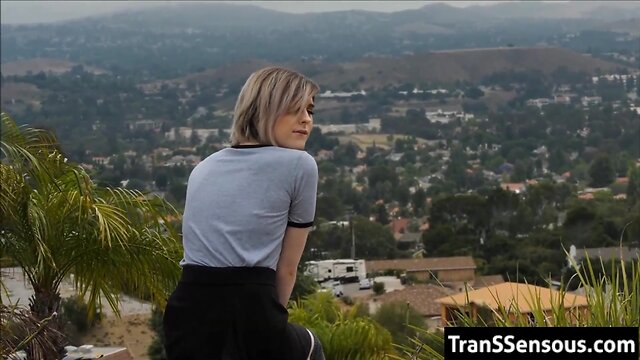 I fuck my teeny trans daughter in the booty